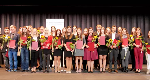 BiZ: Diplomlehrgang 2014 erfolgreich beendet