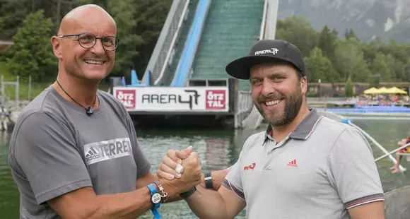 Sportartikelgigant adidas verlängert seine Partnerschaft mit der AREA 47