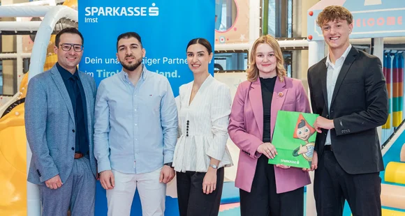 Sparkasse Imst und Playtopia verlängern erfolgreiche Kooperation 