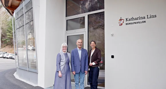 Katharina Lins Schulpavillon: Neues Gebäude für St. Vinzenz Bildungszentrum in Zams