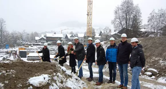 Alpenländische errichtet Wohnanlage in Hopfgarten